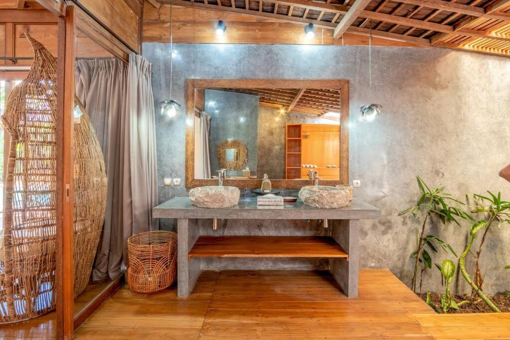 Secret River Villa - Luxury Villa 5 Bedrooms - Kerobokan - Canggu Eksteriør bilde
